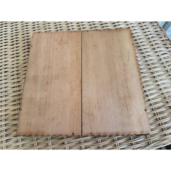 Antique 20's Pyrography Flemish Art Lady Golfer Handkerchief/Gloves Wood Box - Picture 6 of 12